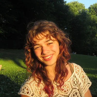 Roxanne Siftar
